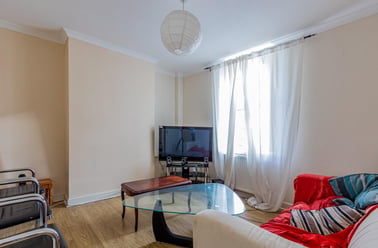 Russell Street, Plasnewydd, Cardiff - Image 2